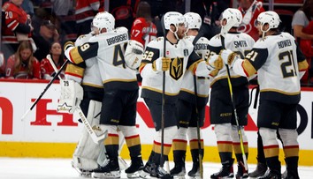 VIDEO: Prvé finále Stanley Cupu prinieslo skvelú prestrelku. Hrdinom Vegas sa stal Hertl