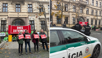 Aktivisti zablokovali vstup do budovy ministerstva životného prostredia. Taraba avizuje trestné oznámenia