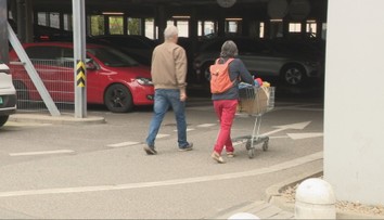 Veľkonočný pondelok v obchodoch: Nákupná dilema rozdelila Slovákov na dva tábory