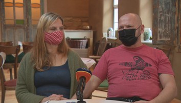 Pandémia koronavírusu im priniesla lásku. Vášniví chalupári sa spoznali cez internet