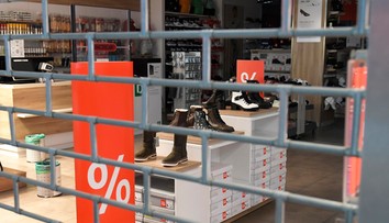 Maloobchodníci hovoria o nedostatočnej podpore, zvažujú aj žalobu na vládu