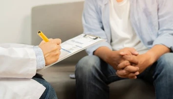 Muži tieto príznaky často ignorujú. Lekár varuje pred vážnymi problémami s prostatou