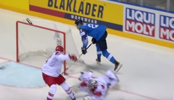 Supertalent Kakko dal zrejme zatiaľ najkrajší gól turnaja. Pozrite sa, čo vyviedol Dánom