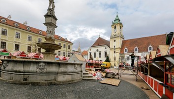 Vianočná nálada dorazila do miest. Pozreli sme sa, čo nás čaká na trhoch naprieč Slovenskom