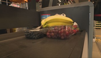 Klasických pokladní ubúda, rastie počet samoobslužných. Pozrite si, pri ktorej sme nablokovali nákup rýchlejšie