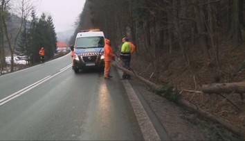 Majú majáky, no stoja v kolóne: Štát odmieta dať cestárom dôležité právo