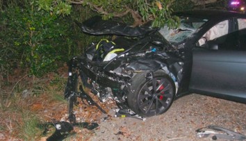 Chválili sa najlepším autopilotom v autách, teraz zaň budú platiť astronomickú sumu. Tesla prehrala súd storočia