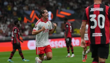 Európska liga: Šláger zvládla lepšie Benfica. AC Miláno s prvou prehrou pod vedením Amorima