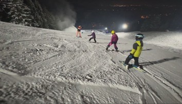 Nočné zážitky na zjazdovkách. Lyžiari sa môžu preháňať svahmi aj po západe slnka
