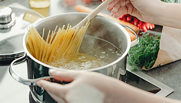 Túto vodu nikdy nevylievajte. Kuchári ju volajú tekuté zlato