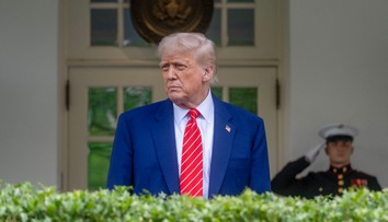 Novému pápežovi gratulujú svetoví politickí lídri. Je to veľká česť pre celú krajinu, reagoval Trump