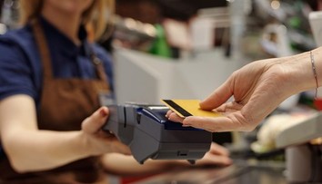 Koniec výnimiek a viac bezhotovostných platieb: Podnikateľov čaká od roku 2026 veľká zmena