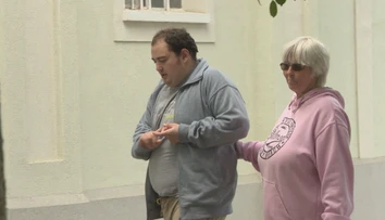 Príspevky pre opatrovateľov stúpli. O pár mesiacov sa na Slovensku zmení celý ich systém