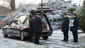 V Poľsku pochovali prvú obeť rakety, ktorá dopadla na obec Przewodów