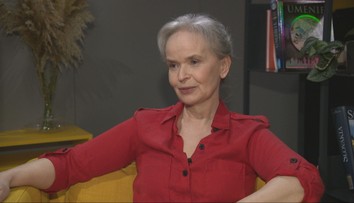 Po revolúcii sa vytratila z televíznych obrazoviek. Petra Vančíková Kolevská sa opäť vracia pred kamery