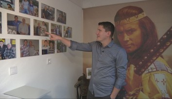 Vlastní viacero vzácnych zberateľských kúskov. Jaroslav má takmer všetko, čo súvisí s postavou Winnetoua