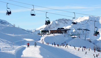 Lyžovačka, ktorá vás finančne nezruinuje. Toto sú európske strediská, kde si užijete svahy za prijateľné ceny