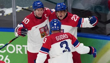 Totálny skrat rozhodcov, Česi takmer Kanadu vyradili neprávom. Sami píšu, že ich gól platiť nemal