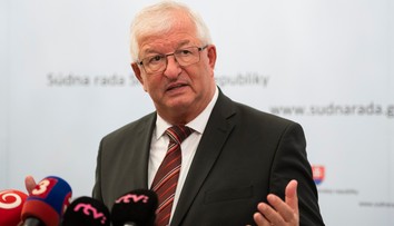 Predseda súdnej rady Mazák: Rok 2020 bol pre súdnictvo smutný