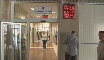 Veľké problémy na klientskych centrách po celom Slovensku. Rezort hovorí o nečakanej komplikácii