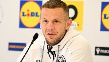 Reprezentant Denis Vavro spoznal trest za skrat na priateľskom turnaji. Svoje konanie verejne oľutoval