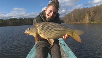 Premiérovú účasť premenil na titul. Majster Slovenska v love kaprov pri vode strávi aj 330 dní v roku
