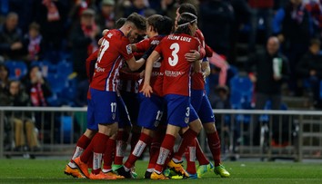 Atletico rozdrvilo Real Betis, Las Palmas zdolal Valenciu