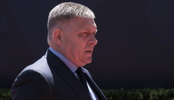 Syn Roberta Fica v centre pozornosti: Ako konateľ Agentúry Smer zarobil vlani 60-tisíc eur