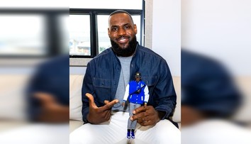 VIDEO: Je vzorom pre milióny mladých ľudí. LeBron James má vlastnú podobizeň legendárnej bábiky