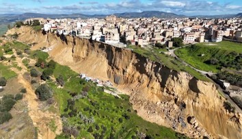 FOTO+VIDEO: Vedcov nebrali vážne. Na Sicílii sa zopakovala tragédia ako pred 235 rokmi