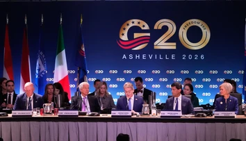 Ruský minister sa prvýkrát od invázie objavil na G20. Krok USA pobúril Európanov