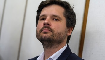 Bývalému štátnemu tajomníkovi envirorezortu Kičovi mali ponúknuť úplatok pol milióna. Polícia vzniesla obvinenie