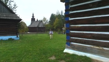 Chalupy a kostol putovali do Starej Ľubovne dokonca aj legendárnym trabantom. Najmladší skanzen Slovenska oslavuje
