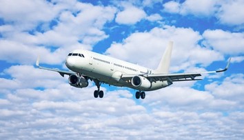 Lietadlo v Košiciach náhle prerušilo pristávanie. Nečakaný manéver vystrašil cestujúcich