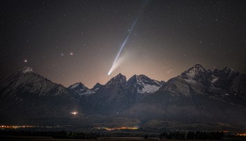 FOTO: Podmanivý záber kométy nad tatranskými štítmi. Najlepšia snímka dňa podľa NASA vznikla na Slovensku