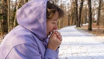 Chystáte sa počas mrazov do prírody? Tieto varovné signály tela nikdy nepodceňujte