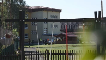 „Nikdy som ho nevidela rozosmiateho.“ Obyvateľka poznala chlapca z kostola, tragédiu nedokáže pochopiť