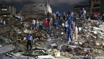 Po zemetrasení vo Venezuele hlásia už najmenej 920 obetí. Stále pátrajú po desaťtisícoch ľudí