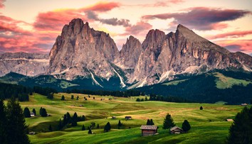 Ak chcete prejsť, zaplatíte 5 eur. V Dolomitoch miestnym došla trpezlivosť s turistami, vrátili kontroverzný turniket