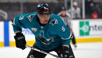 Vedenie NHL nenašlo dôkazy, že Evander Kane stávkoval na zápasy