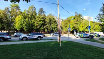 Na základnej škole v Trnave zasahuje polícia. Medzi žiakmi malo dôjsť k incidentu