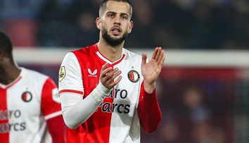 PSG? Z 15 najlepších klubov sveta sa na Hancka pýtalo päť. Bude si vyberať z dvoch, tvrdí agent