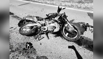 Nešťastie na Zemplíne. Pri zrážke s autom zahynul 55-ročný motorkár