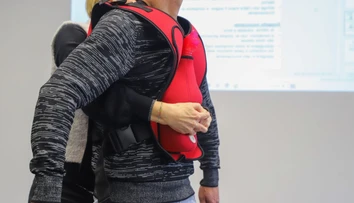 Heimlichov manéver zachraňuje život. Viete ho urobiť správne?