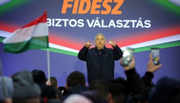 Orbán sa môže udržať pri moci, aj keď voľby tesne prehrá. Aké eso skrýva v rukáve?