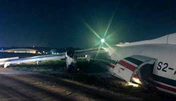 Ďalšia desivá nehoda. V Barme sa lietadlo pri pristávaní rozbilo na kusy, 17 ľudí skončilo v nemocnici