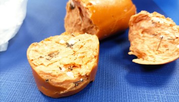 Nebezpečná nástraha: V meste niekto rozhadzuje špekačky s klincami