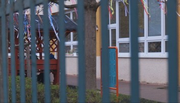 „Normálny chalan, príjemný človek.“ Správa o zadržaní učiteľa pre podozrenie z obťažovania žiakov šokovala rodičov