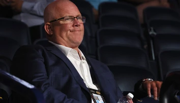 Bol jedným z najlepších priateľov Pavla Demitru. Bývalý hviezdny útočník NHL sa dočká obrovskej pocty