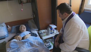 Keď liečba končí, prichádza pomoc domov. Tím mobilného hospicu stojí pri pacientoch až do konca